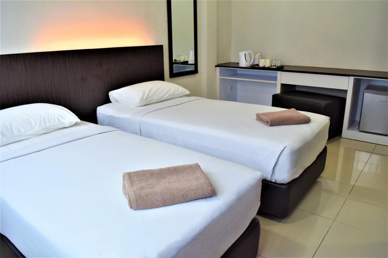 Desaru, Bayu Balau Beach Resort Bandar Penawar Екстериор снимка