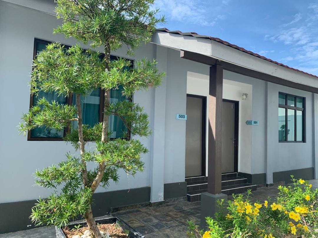 Desaru, Bayu Balau Beach Resort Bandar Penawar Екстериор снимка